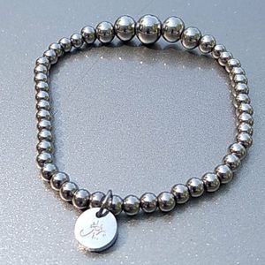 Simple chrome colored nogu stretch bracelet
